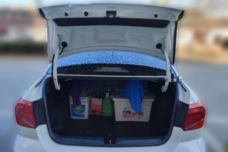 Used Volkswagen Jetta 2019 Dream Edition 1.5L Manual Fashion Version