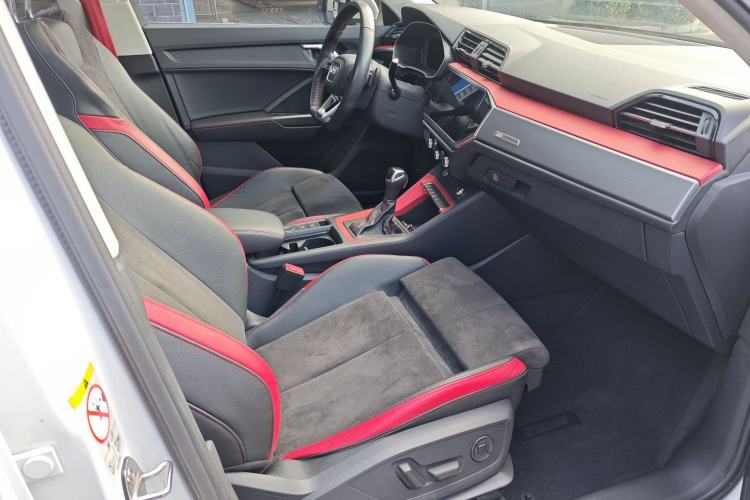 Used Audi Q3 2019 35 TFSI Fashion Dynamic Model