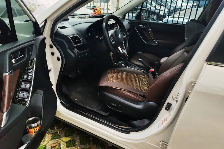 Used Subaru Forester 2016 2.5i Prestige Navigation Edition Driver Seat