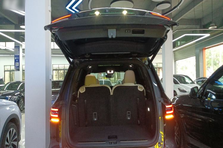 Used Li Auto ONE 2020 Extended-Range 6-Seater Version Trunk