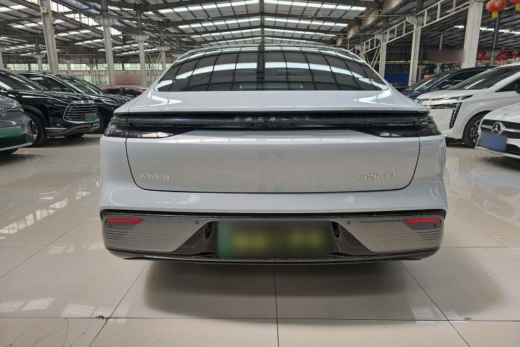 Used Geely Galaxy 8 2025 130km EM-i Flagship Edition Rear