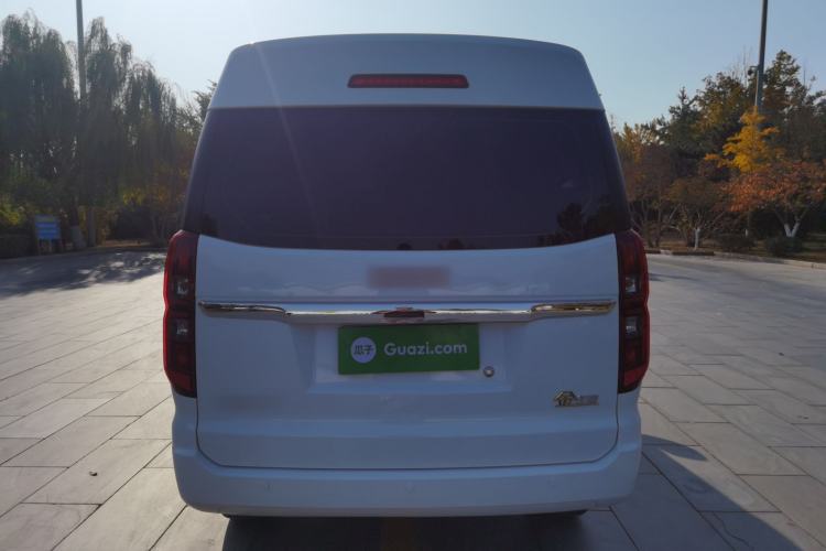 Used Jinbei Gold Hiace 2024 1.5L Passenger Vehicle Engineering Lion 9 Seats
