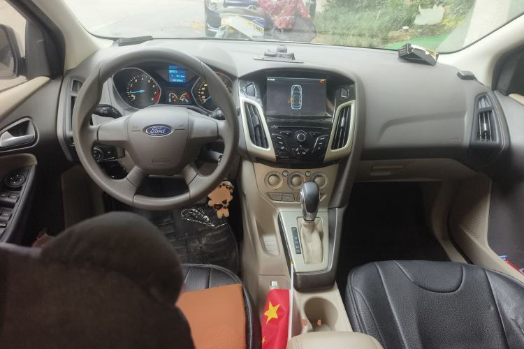 Used Ford Focus 2012 Sedan 1.6L Automatic Comfort Model
