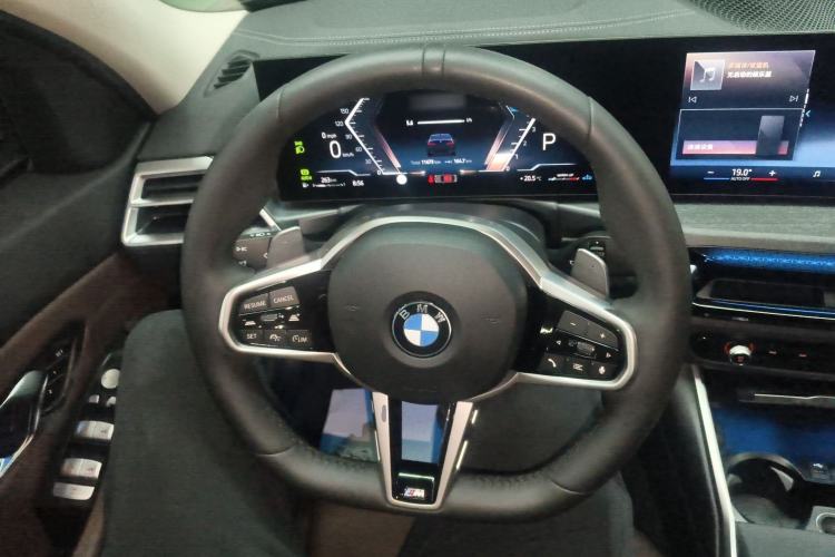 Used BMW 3 Series 2025 325Li M Sport Package Steering Wheel