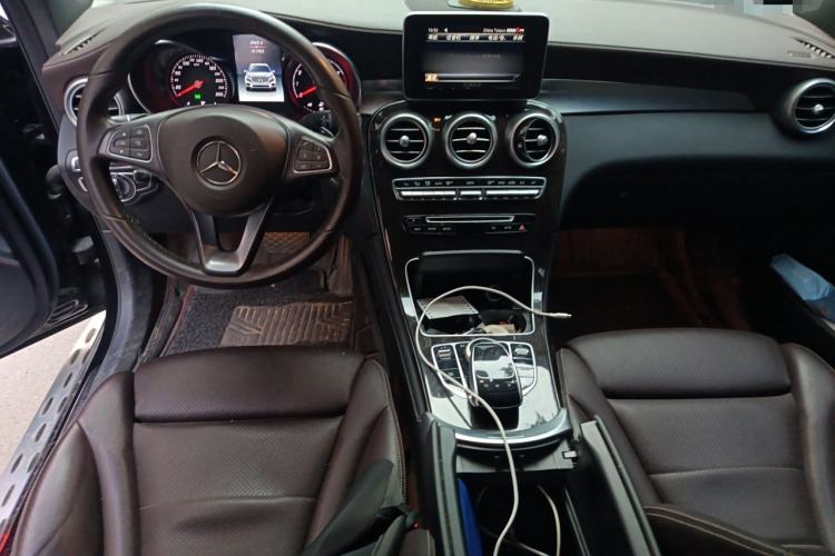 Used Mercedes-Benz GLC 2018 GLC 260 4MATIC Luxury Model