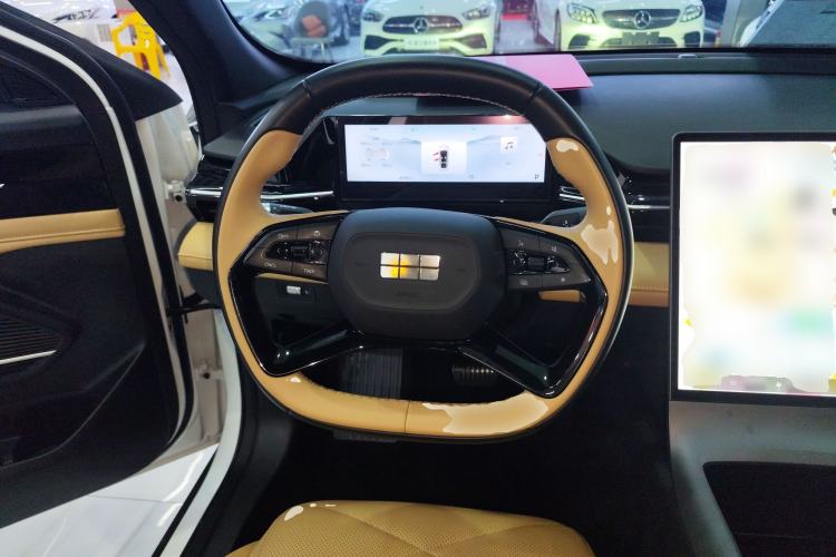 Used Geely Galaxy L6 2024 125km PLUS Dragon Edition
