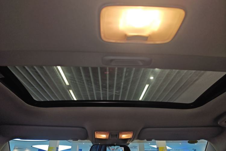 Used Kia Sportage R 2015 2.0L Automatic Two-Wheel Drive GLS Headliner