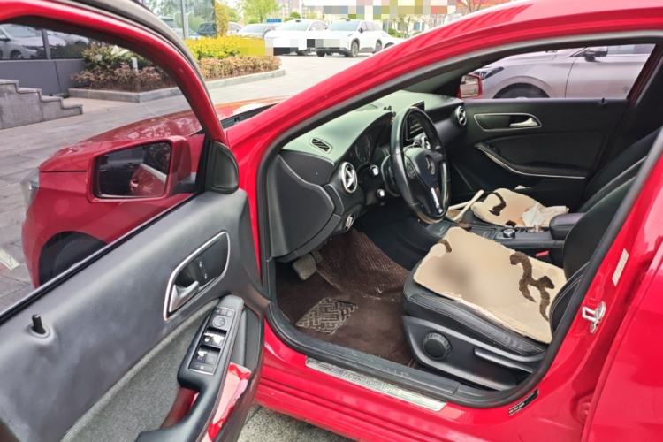 Used Mercedes-Benz A-Class 2015 A 180 Driver Seat