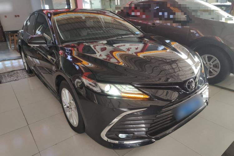 Used Toyota Camry 2021 2.0G Luxury Edition Front Right 45 Deg