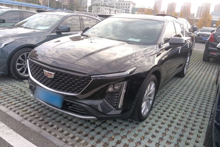 Used Cadillac GT4 2023 25T Fashion Edition