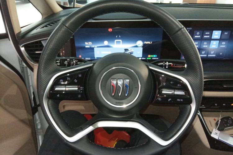 Used Buick GL8 New Energy 2025 Lu Shang Luxury Edition 7-Seater