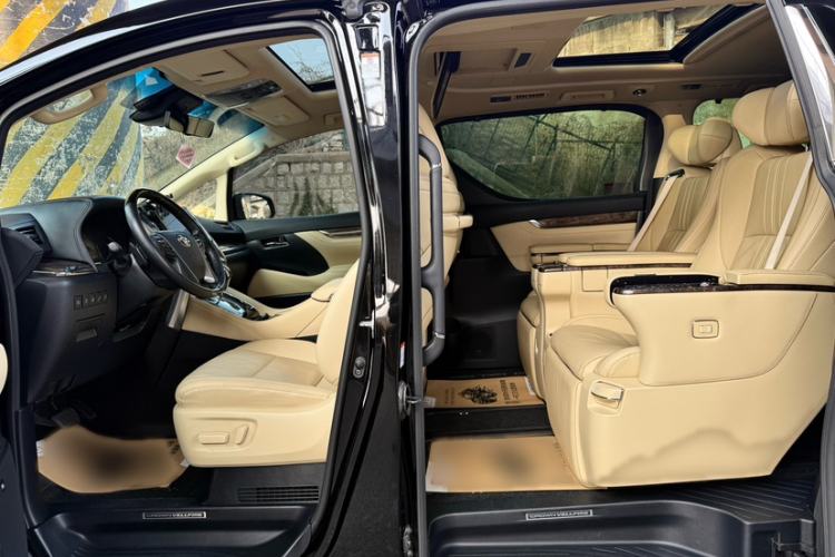 Used Toyota Vellfire 2021 Crown Dual-Engine 2.5L HV Supreme Edition