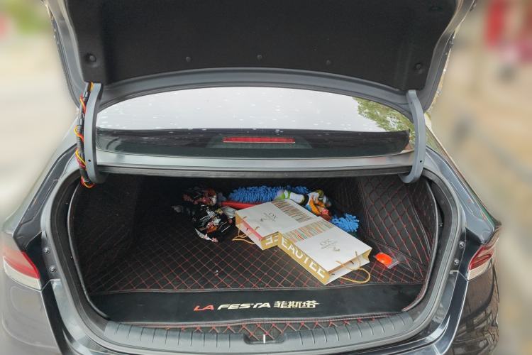 Used Hyundai Lafesta 2019 280TGDi Smart Speed Version China VI Standard
