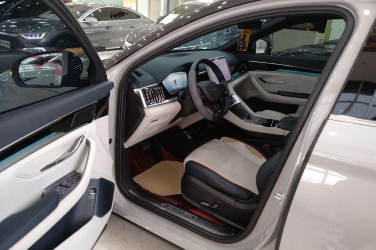 Used BYD Song PLUS New Energy 2024 HONOR Edition DM-i 110km Flagship Model