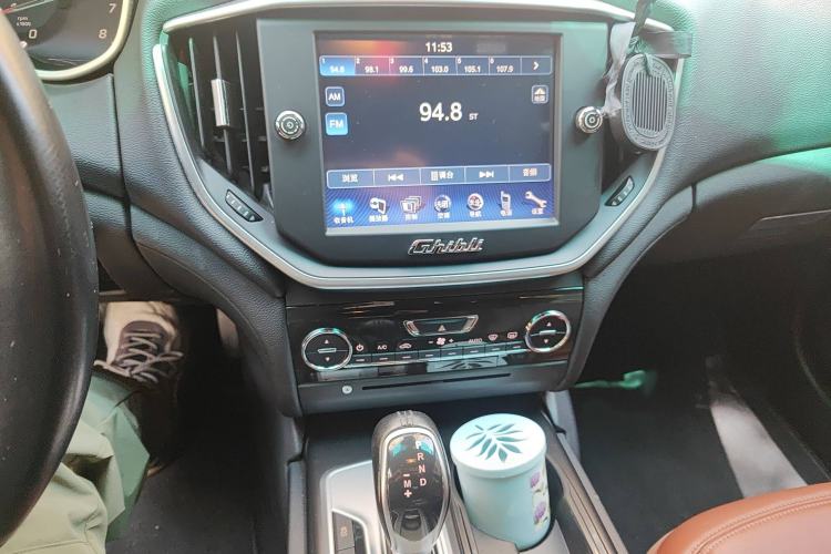 Used Maserati Ghibli 2014 3.0T Standard Edition
