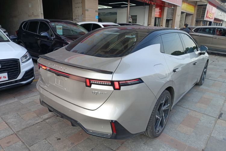 Used Lynk & Co 07 2024 EM-P 126 Long-Range Halo
