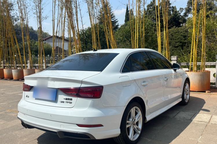 Used Audi A3 2019 Limousine 35 TFSI Fashion Edition China V standard
