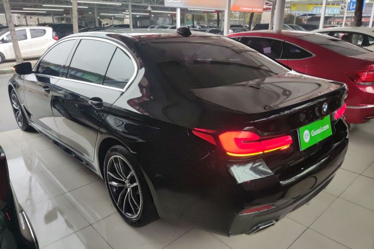 Used BMW 5 Series 2022 Restyled 525Li M Sport Package Exterior 2