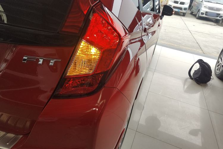 Used Honda Fit 2014 1.5L SE CVT Fashion Model