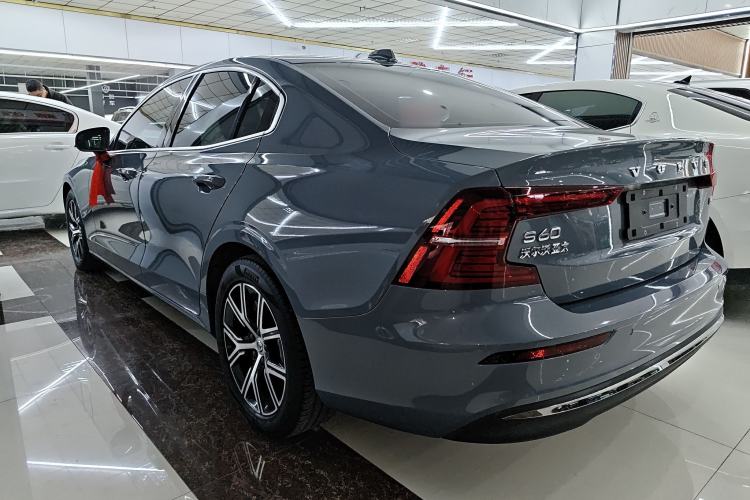 Used Volvo S60 2023 B4 Zhiyi Luxury Edition Rear Left 45 Deg