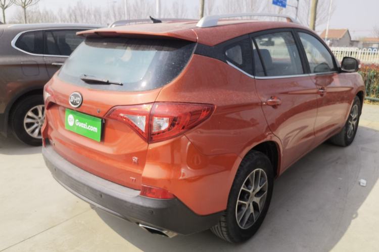 Used BYD Song 2016 1.5TI Manual Luxury Model
