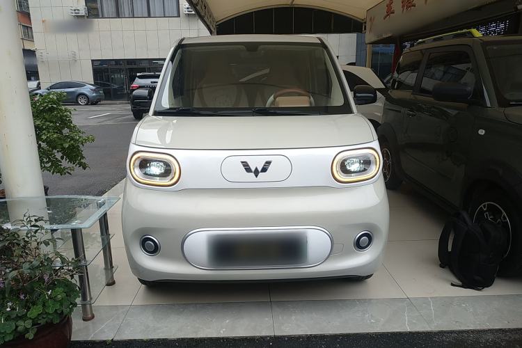 Used Wuling Hongguang MINIEV 2024 3rd Generation 215km Youth Edition Front