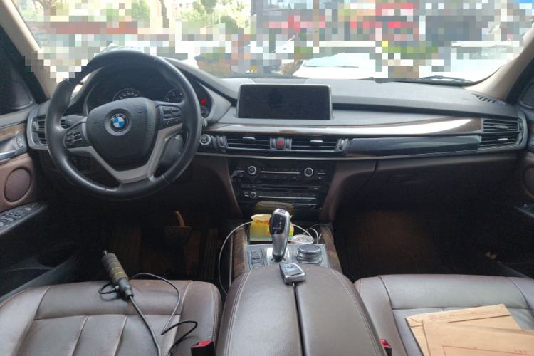 Used BMW X5 2018 xDrive35i Elegant Edition Center Console