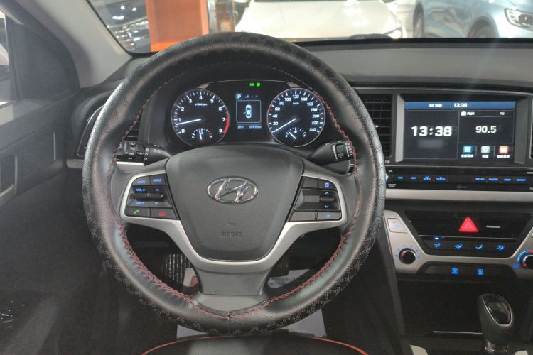 Used Hyundai Elantra (6th Generation / Lingdong) 2016 1.6L Automatic ZhiXuan – Elite Version Steering Wheel