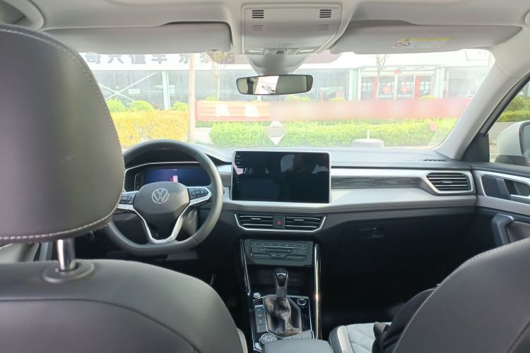 Used Volkswagen Tayron 2023 Revised Version 380TSI All-Wheel Drive R-Line High-Energy Edition Center Console