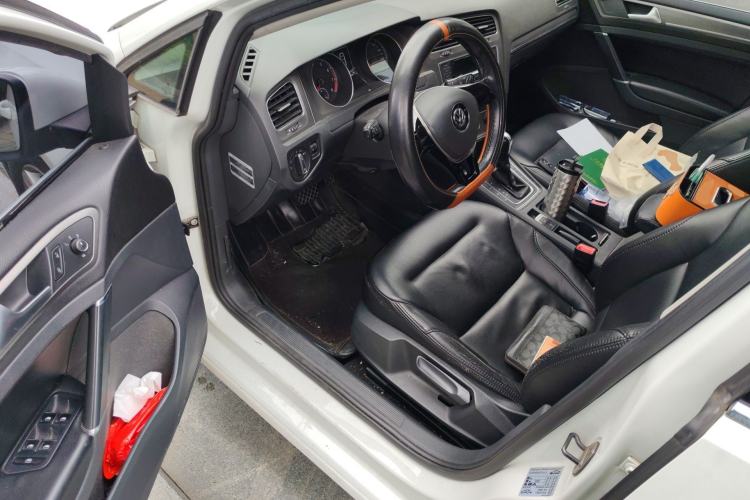 Used Volkswagen Golf 2014 1.4TSI Automatic Comfort Model Driver Seat