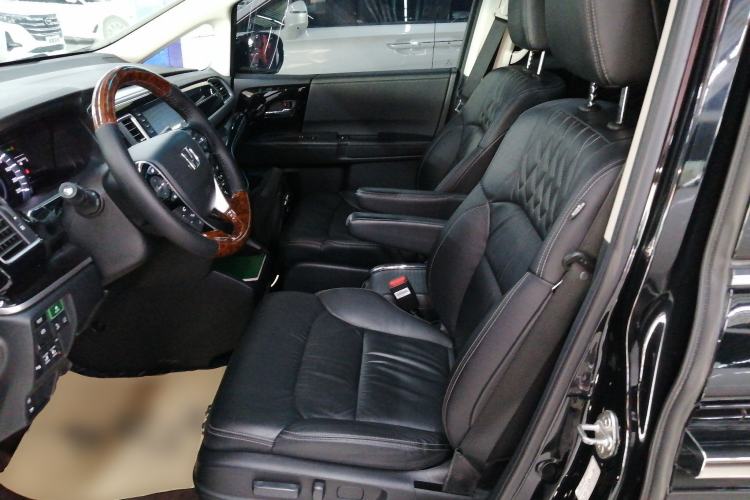 Used Honda Elysion 2019 2.0L Hybrid Luxury Edition
