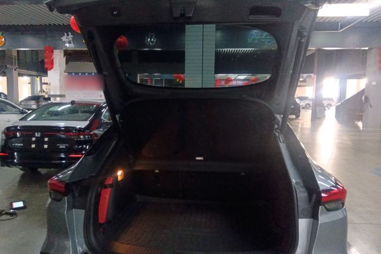 Used Buick Envista 2022 1.5T GS Fuel-Efficient Version Trunk