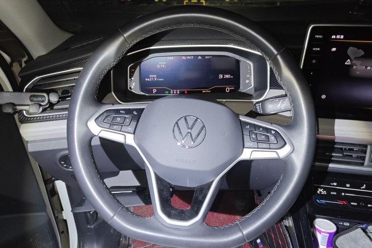 Used Volkswagen Tayron 2023 280TSI Two-Wheel-Drive Luxury Plus Advanced Version
