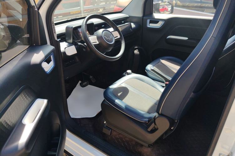 Used Wuling Hongguang MINIEV 2022 GAMEBOY 300km Enthusiast Model with Lithium Iron Phosphate
