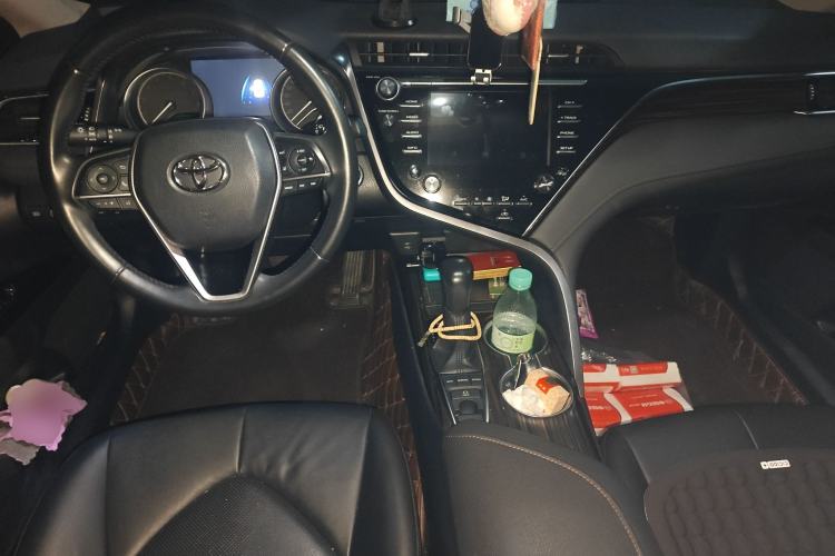 Used Toyota Camry 2018 2.5G Luxury Edition
