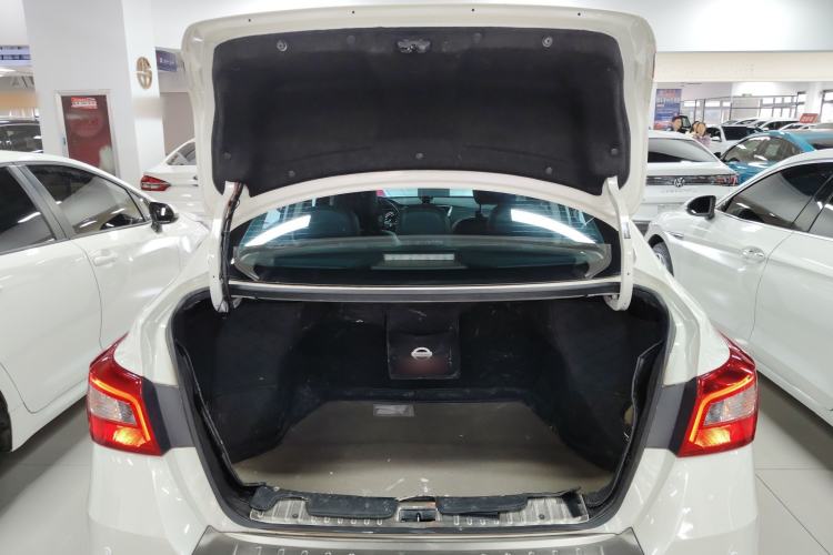Used Nissan Sylphy 2024 Classic 1.6XL CVT Luxury Edition Trunk