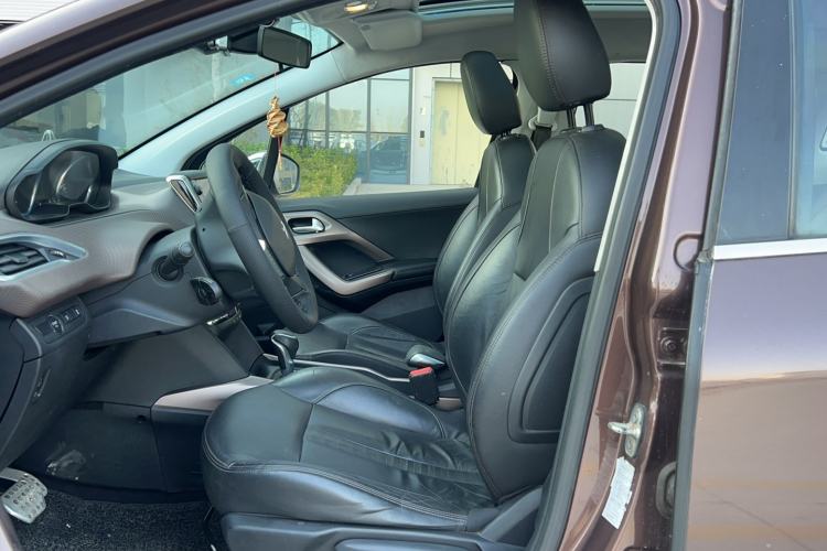 Used Peugeot 2008 2014 1.6L Automatic Navigation Edition