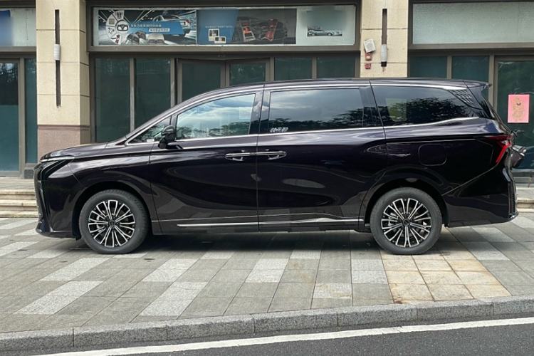 Used FORTHING Xinghai V9 2026 Model, More Enjoyment Series, 200km Luxury Edition