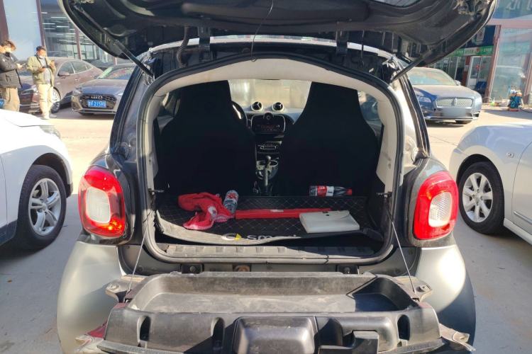 Used smart fortwo 2018 1.0L 52kW Hardtop Dynamic Version China V