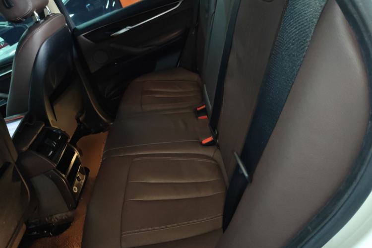 Used BMW X5 2017 xDrive28i
