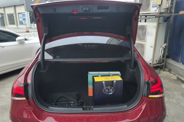 Used Mercedes-Benz A-Class 2020 Restyled A 200 L Sport Sedan Fashion Version
