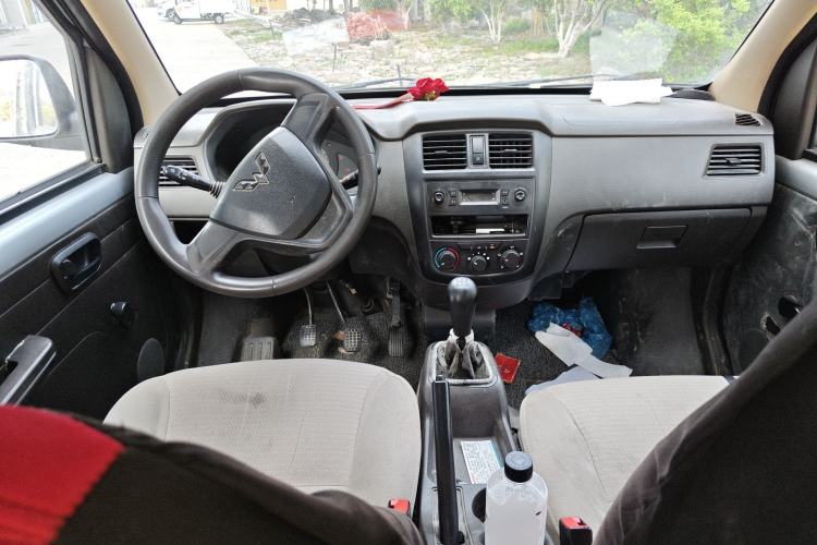 Used Wuling Rongguang 2014 1.2L S Base Model