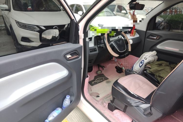 Used Wuling Hongguang MINIEV 2022 Macaron Premium Model – Lithium Iron Phosphate Driver Seat