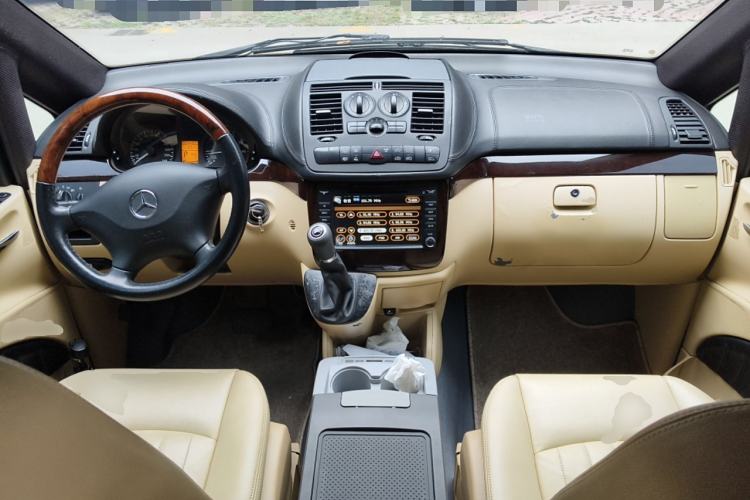 Used Mercedes-Benz Vito 2013 3.0L Elite Edition
