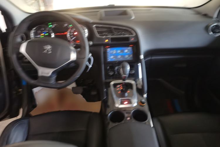 Used Peugeot 3008 2015 2.0L Automatic Trend Edition
