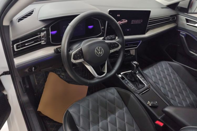 Used Volkswagen Sagitar 2023 200TSI DSG Excellence Edition
