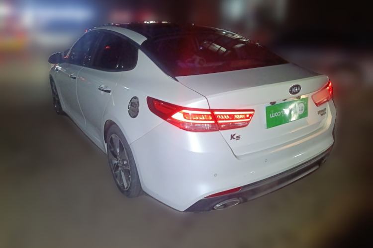 Used Kia K5 2016 2.0L Automatic LUX
