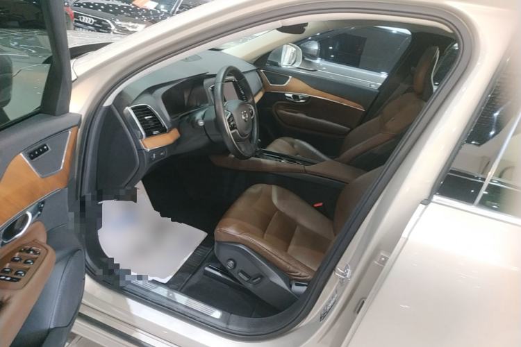 Used Volvo XC90 2019 T6 Zhiyi Edition 7-Seater China VI Standard