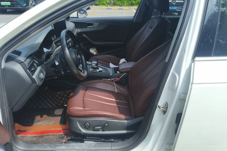 Used Audi A4L 2017 Plus 40 TFSI Ambition Model
