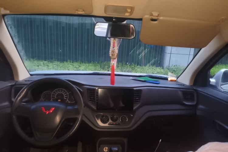 Used Wuling Hongguang V 2022 1.5L Enjoy Edition Electric-Powered LAR
